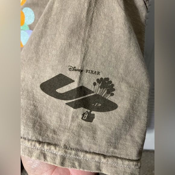 PIXAR DISNEY WOMEN'S SHORT SLEEVED T-SHIRT, TAN.  GRAPHIC.  SIZE L - Picture 7 of 16